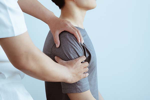 Physical Therapy For A Shoulder Rotator Cuff Injury